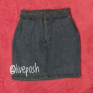 ✴️$5✴️F21 Contemporary Denim Skirt Size Medium